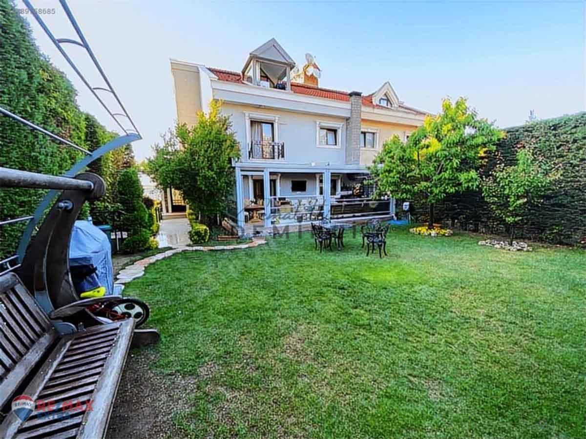 BİZİM TEPE VİLLALARI TADİLATLI BOŞ FIRSAT SATILIK VİLLA