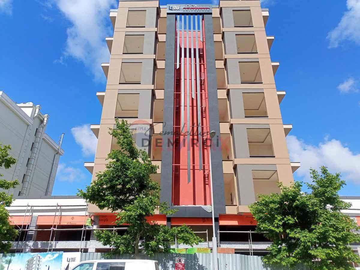 METROKENT YANI HUZZAK LOCA CADDE DÜKKANLARI