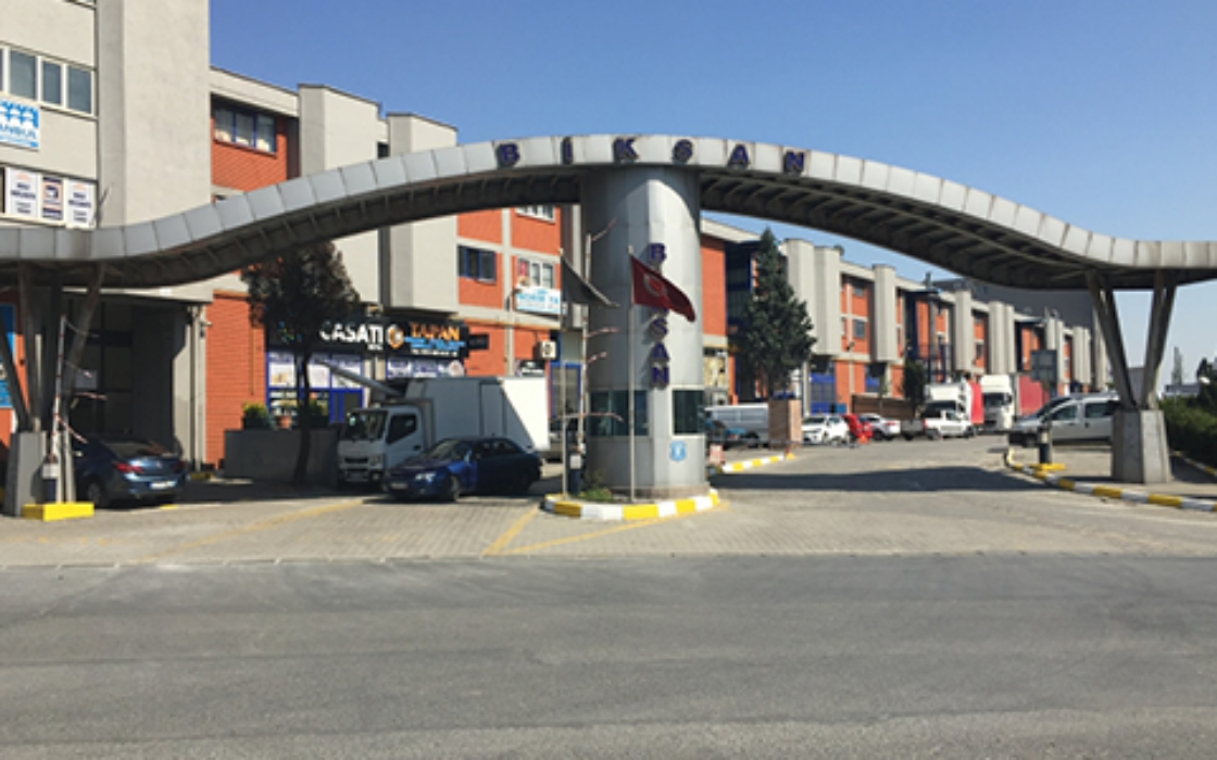 BAŞAKŞEHİR İKİTELLİ OSB BİKSAN SANAYİ SİTESİ SATILIK 2 DÜKKAN