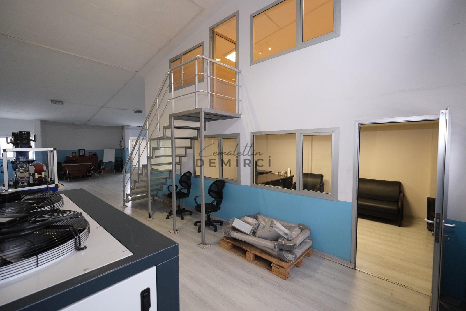 BAŞAKŞEHİR İKİTELLİ OSB BİKSAN SANAYİ SİTESİ SATILIK 2 DÜKKAN