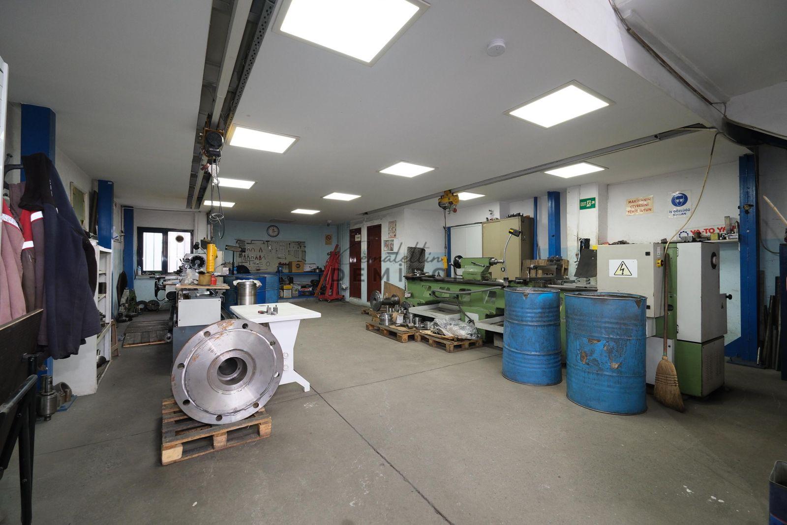 BAŞAKŞEHİR İKİTELLİ OSB BİKSAN SANAYİ SİTESİ SATILIK 2 DÜKKAN