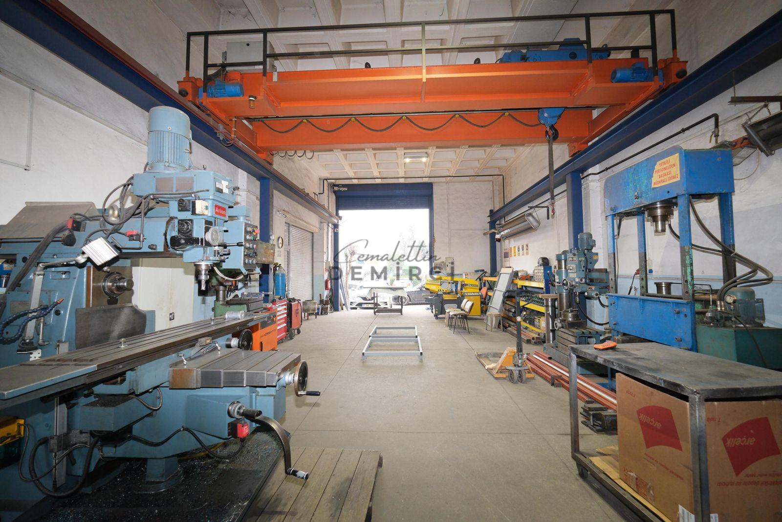 BAŞAKŞEHİR İKİTELLİ OSB BİKSAN SANAYİ SİTESİ SATILIK 2 DÜKKAN