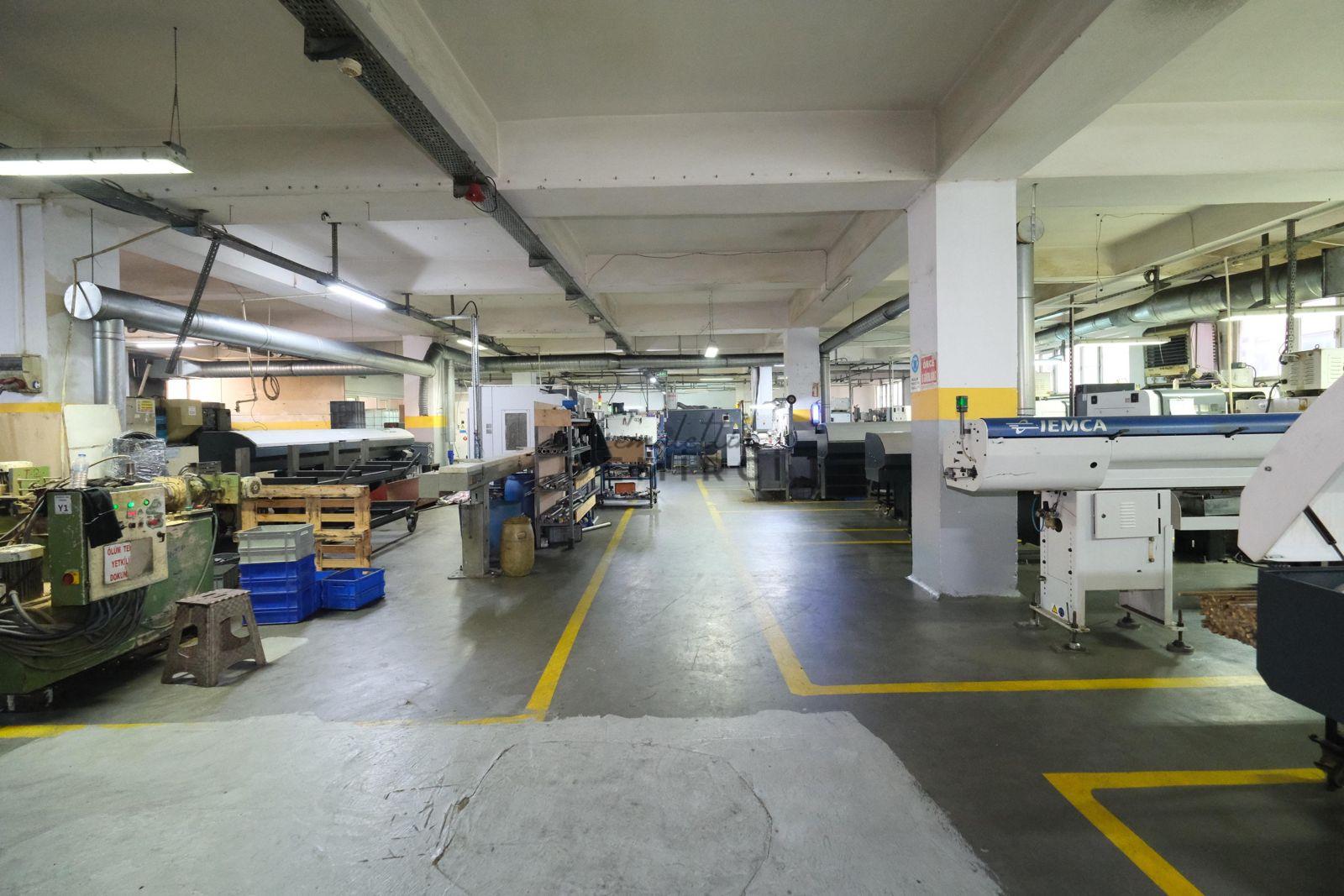 ESENYURT AKÇABURGAZ 5600M2 FIRSAT SATILIK MÜSTAKİL FABRİKA