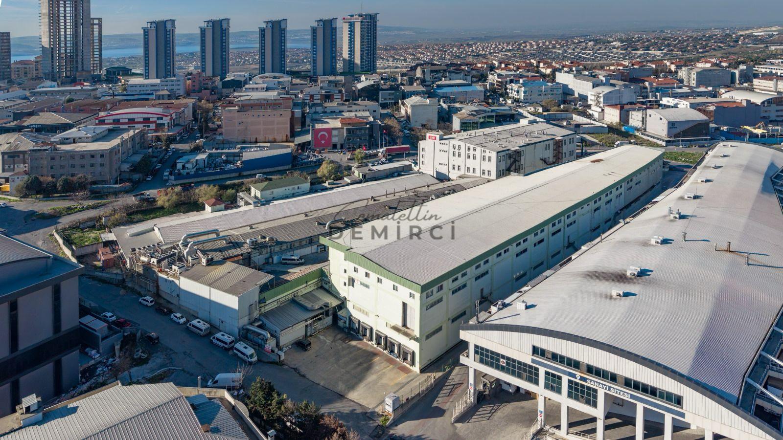 ESENYURT AKÇABURGAZ 5600M2 FIRSAT SATILIK MÜSTAKİL FABRİKA