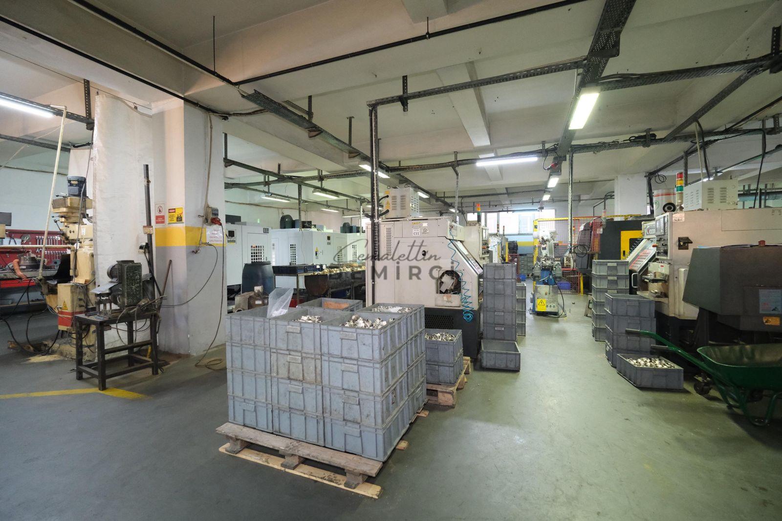 ESENYURT AKÇABURGAZ 5600M2 FIRSAT SATILIK MÜSTAKİL FABRİKA