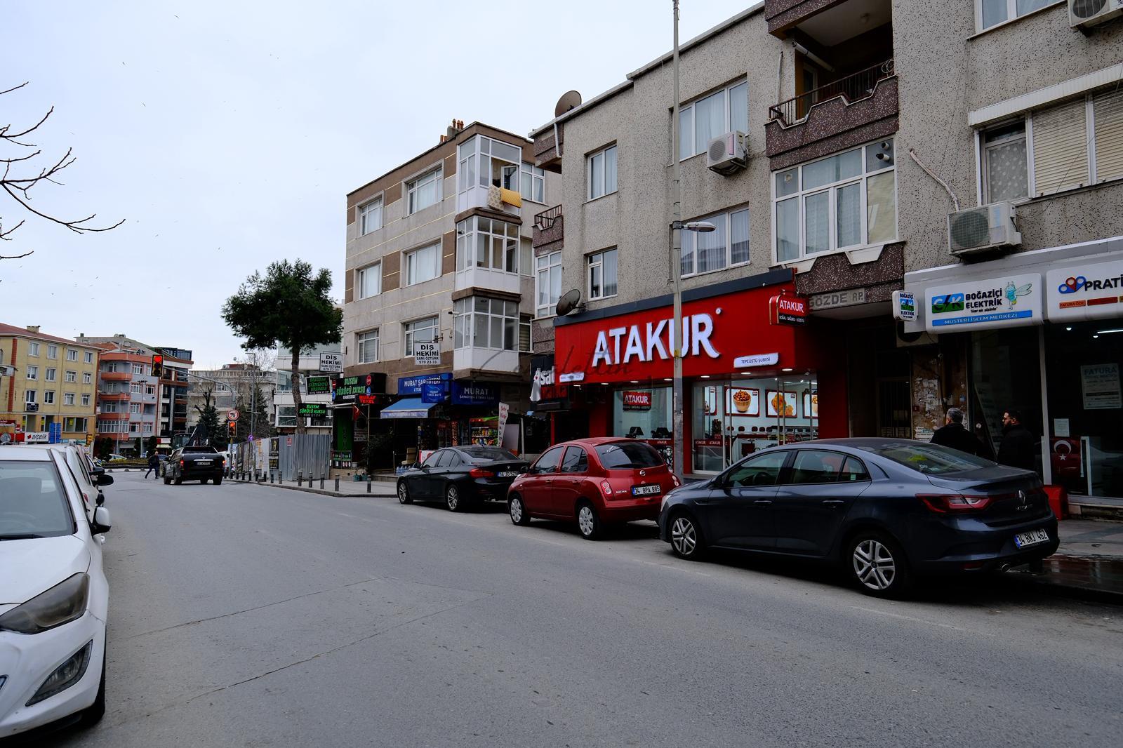 ANA CADDE ÜZERİ FIRSAT DEVREN KİRALIK HAZIR KURUYEMİŞ DÜKKANI