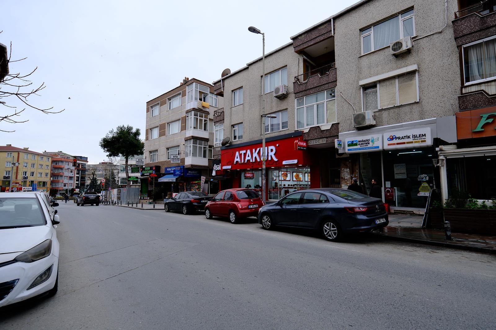 ANA CADDE ÜZERİ FIRSAT DEVREN KİRALIK HAZIR KURUYEMİŞ DÜKKANI