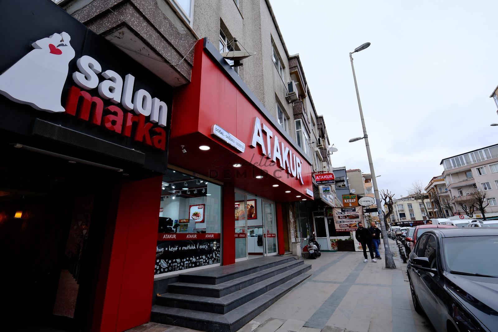 ANA CADDE ÜZERİ FIRSAT DEVREN KİRALIK HAZIR KURUYEMİŞ DÜKKANI
