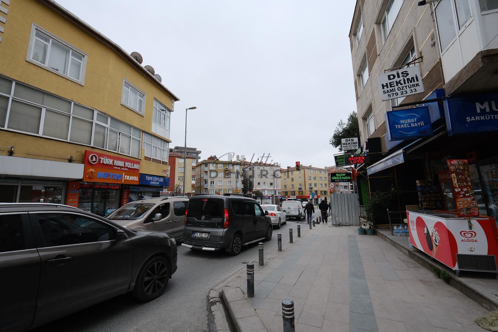 ANA CADDE ÜZERİ FIRSAT DEVREN KİRALIK HAZIR KURUYEMİŞ DÜKKANI