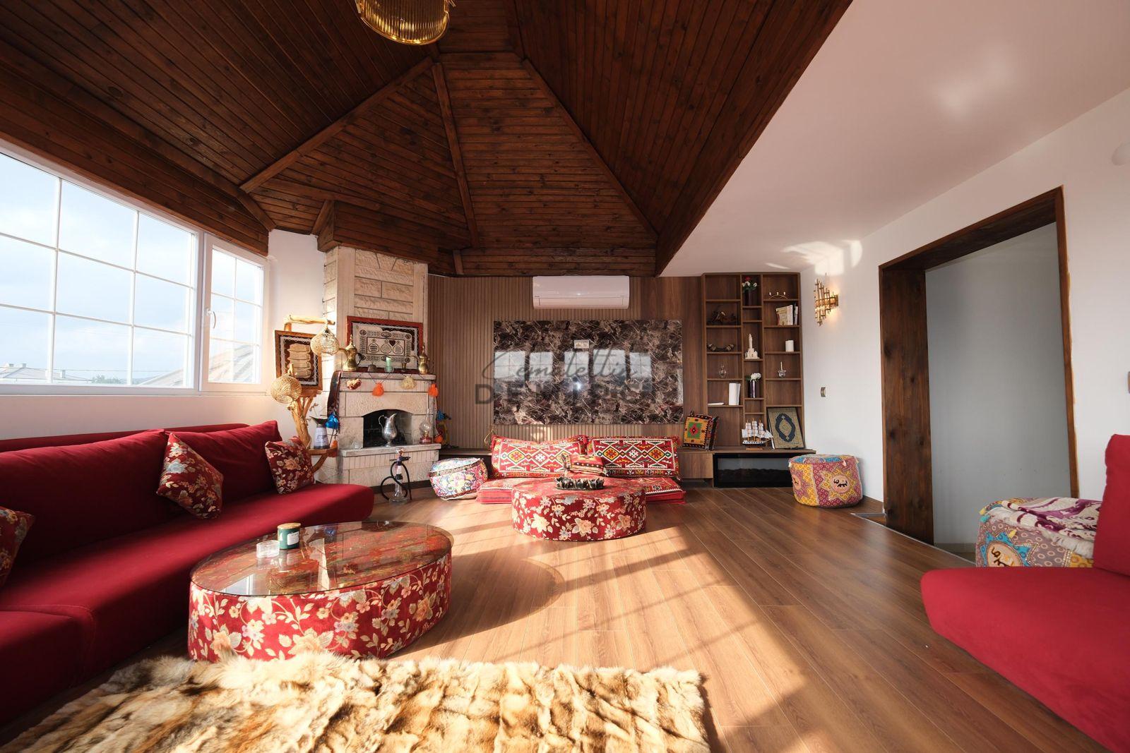 ÇATALCA OKLALI’DA DOĞA İÇERİSNDE LÜKS MÜSTAKİL VİLLA