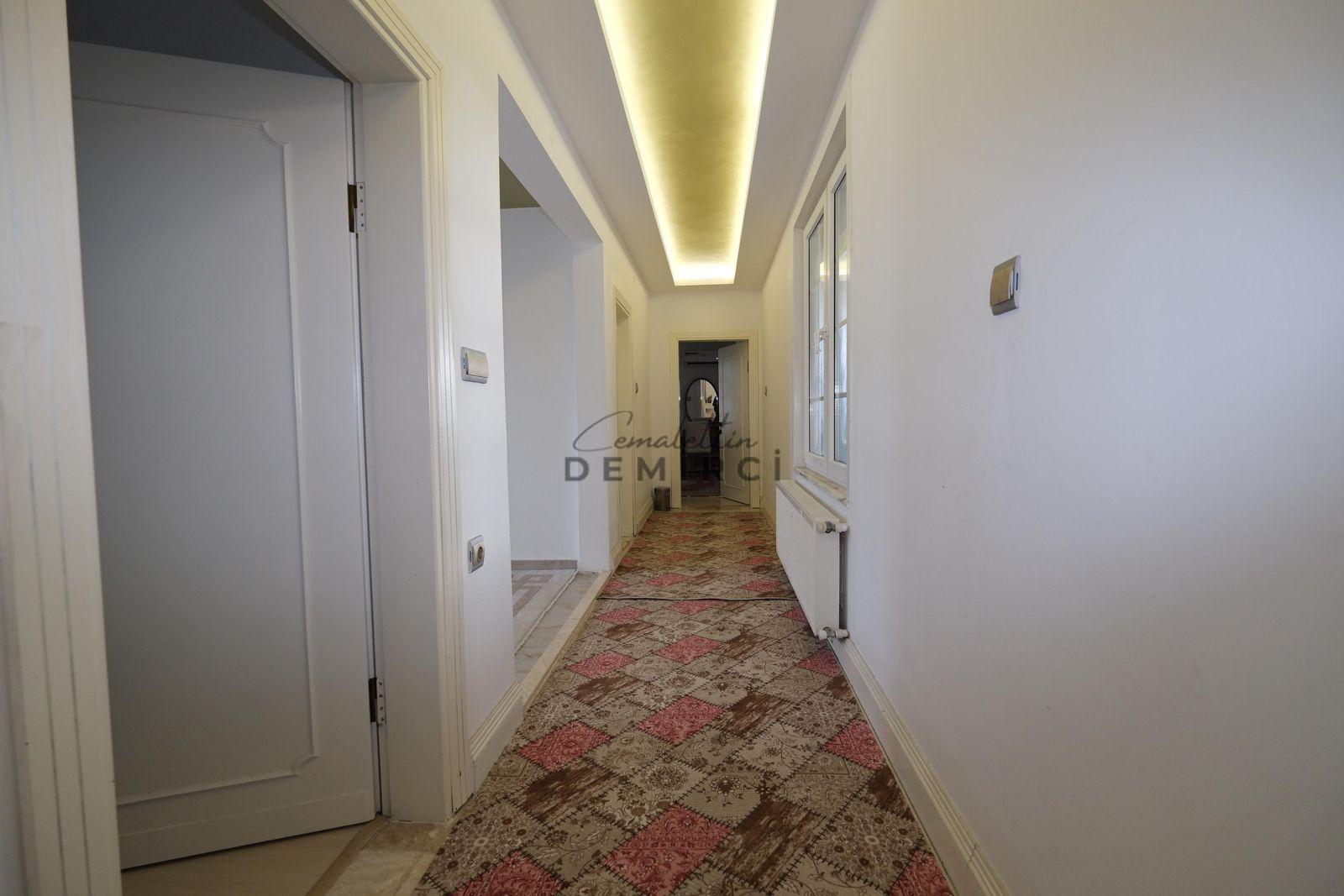 ÇATALCA OKLALI’DA DOĞA İÇERİSNDE LÜKS MÜSTAKİL VİLLA