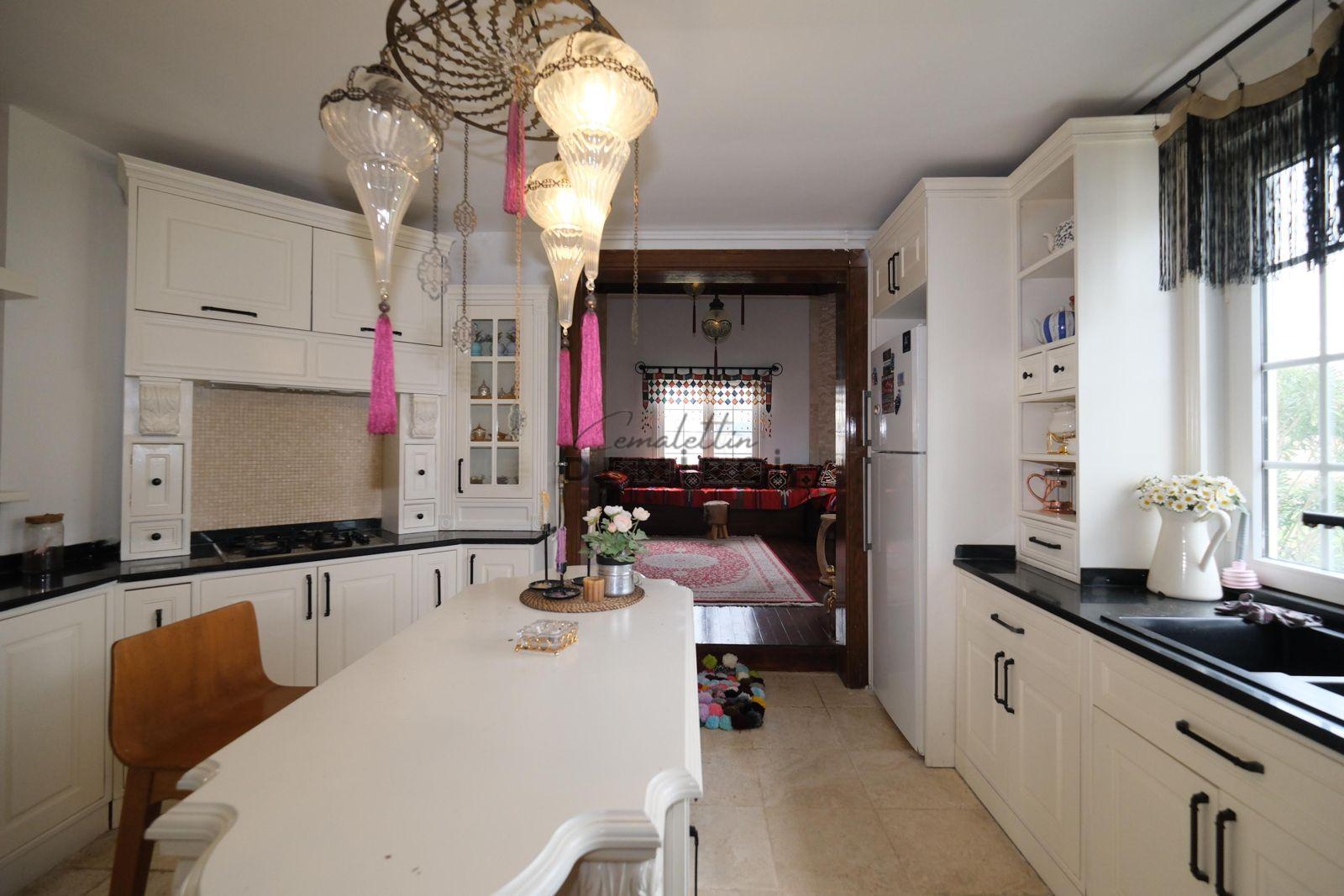 ÇATALCA OKLALI’DA DOĞA İÇERİSNDE LÜKS MÜSTAKİL VİLLA