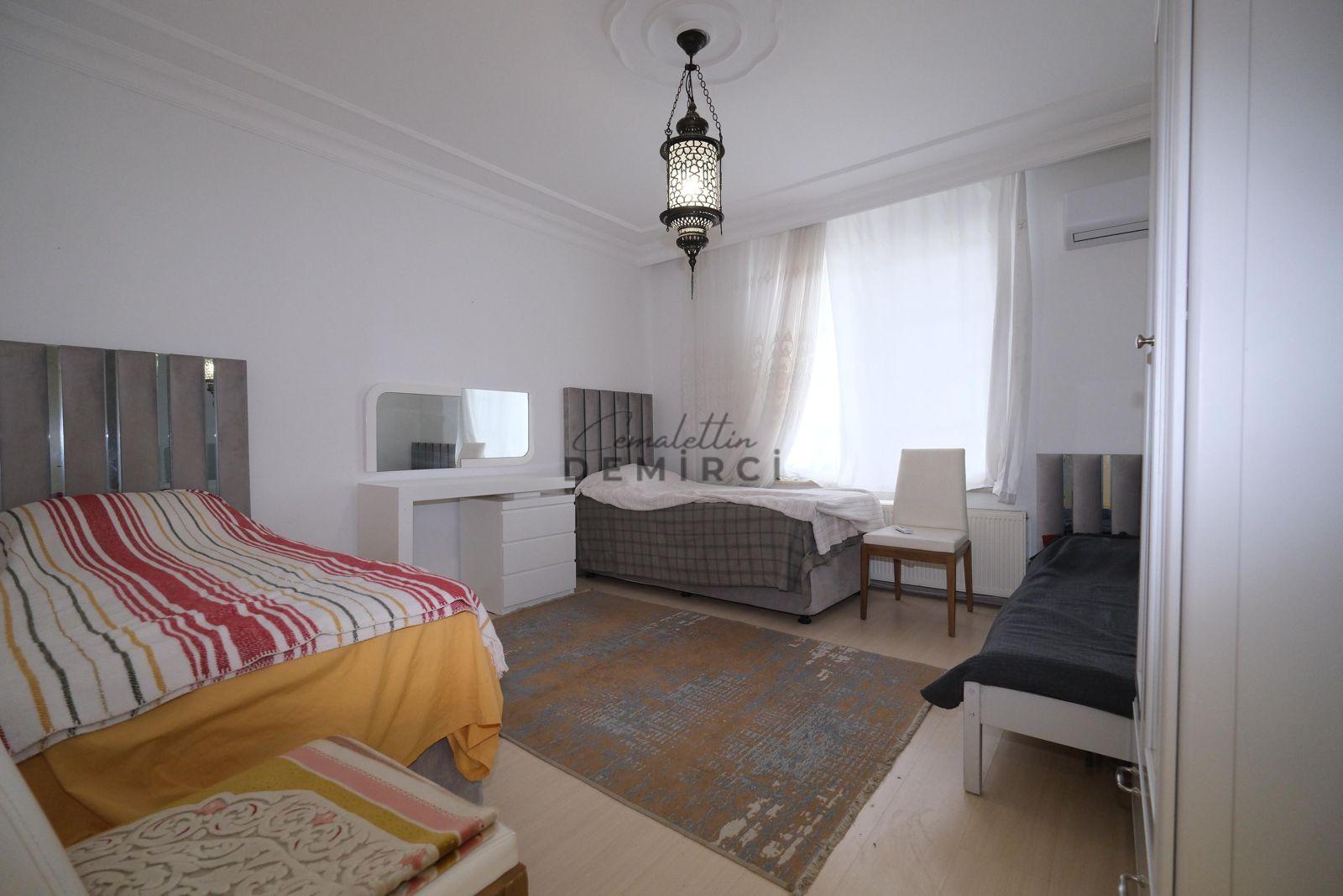 ÇATALCA OKLALI’DA DOĞA İÇERİSNDE LÜKS MÜSTAKİL VİLLA