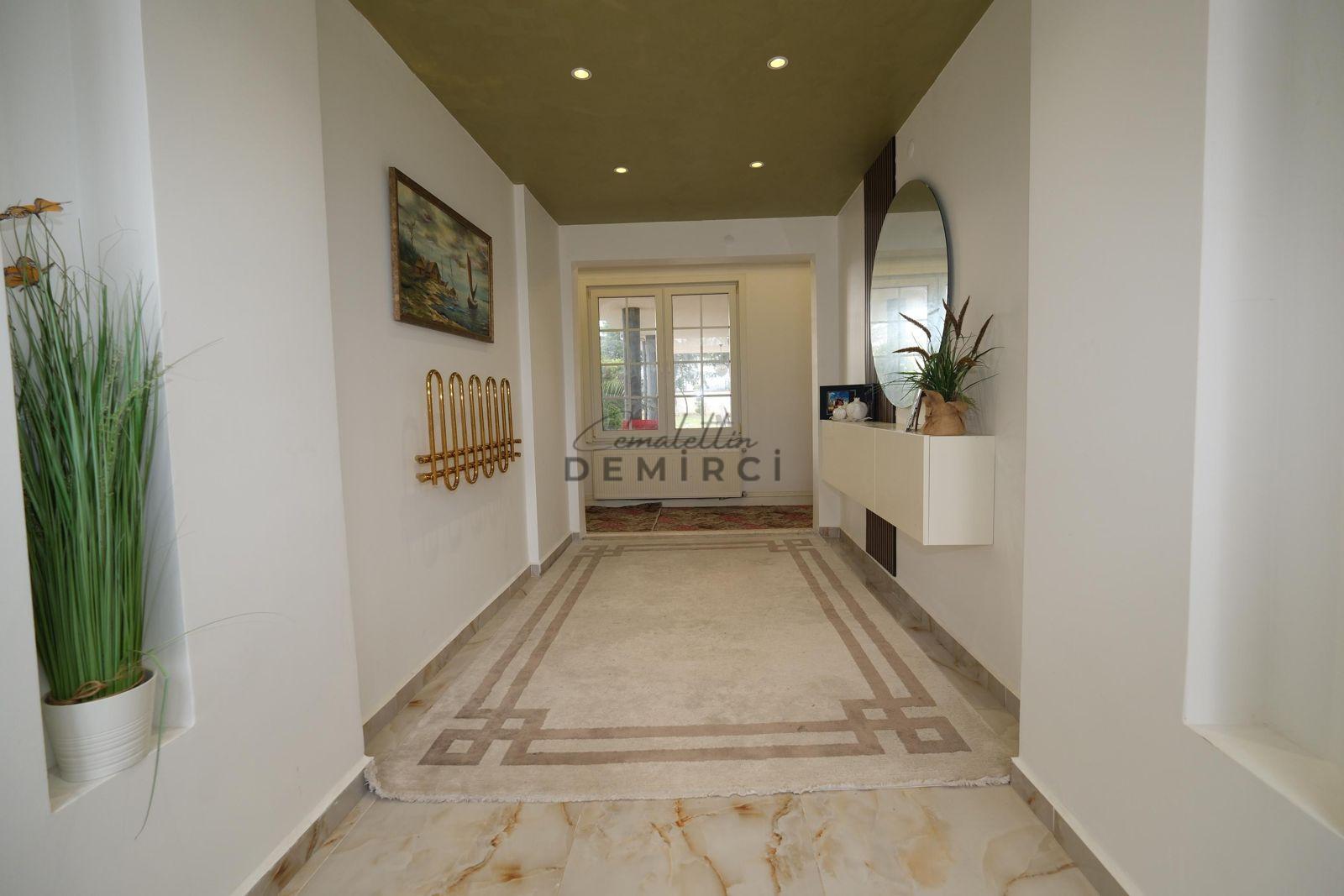 ÇATALCA OKLALI’DA DOĞA İÇERİSNDE LÜKS MÜSTAKİL VİLLA