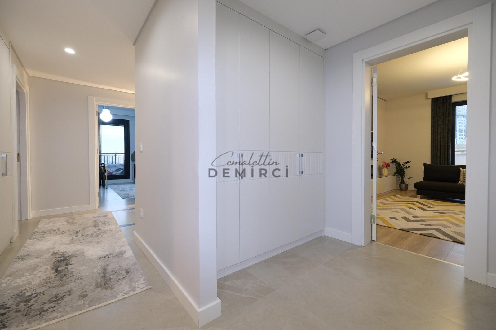 EMLAK KONUT VADİ EVLERİ 2 TADİLATLI SATILIK 4+1 120m2 TERASLI