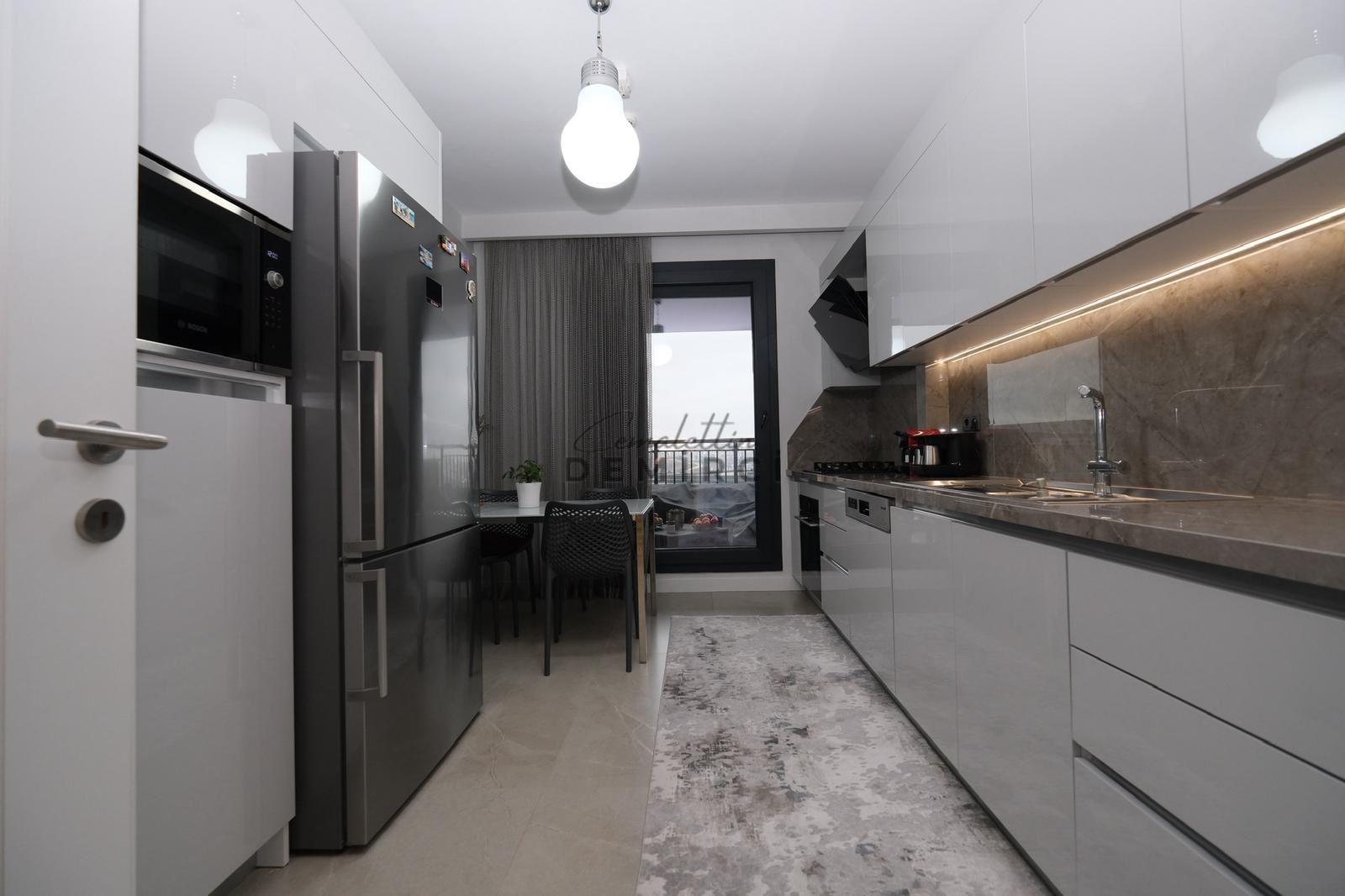 EMLAK KONUT VADİ EVLERİ 2 TADİLATLI SATILIK 4+1 120m2 TERASLI