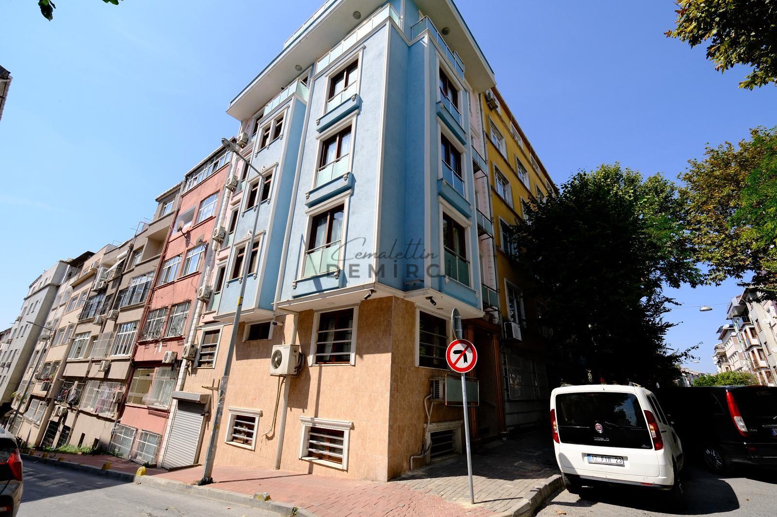 HİSTORİA AVM ARKASINDA SATILIK YENİ BİNA