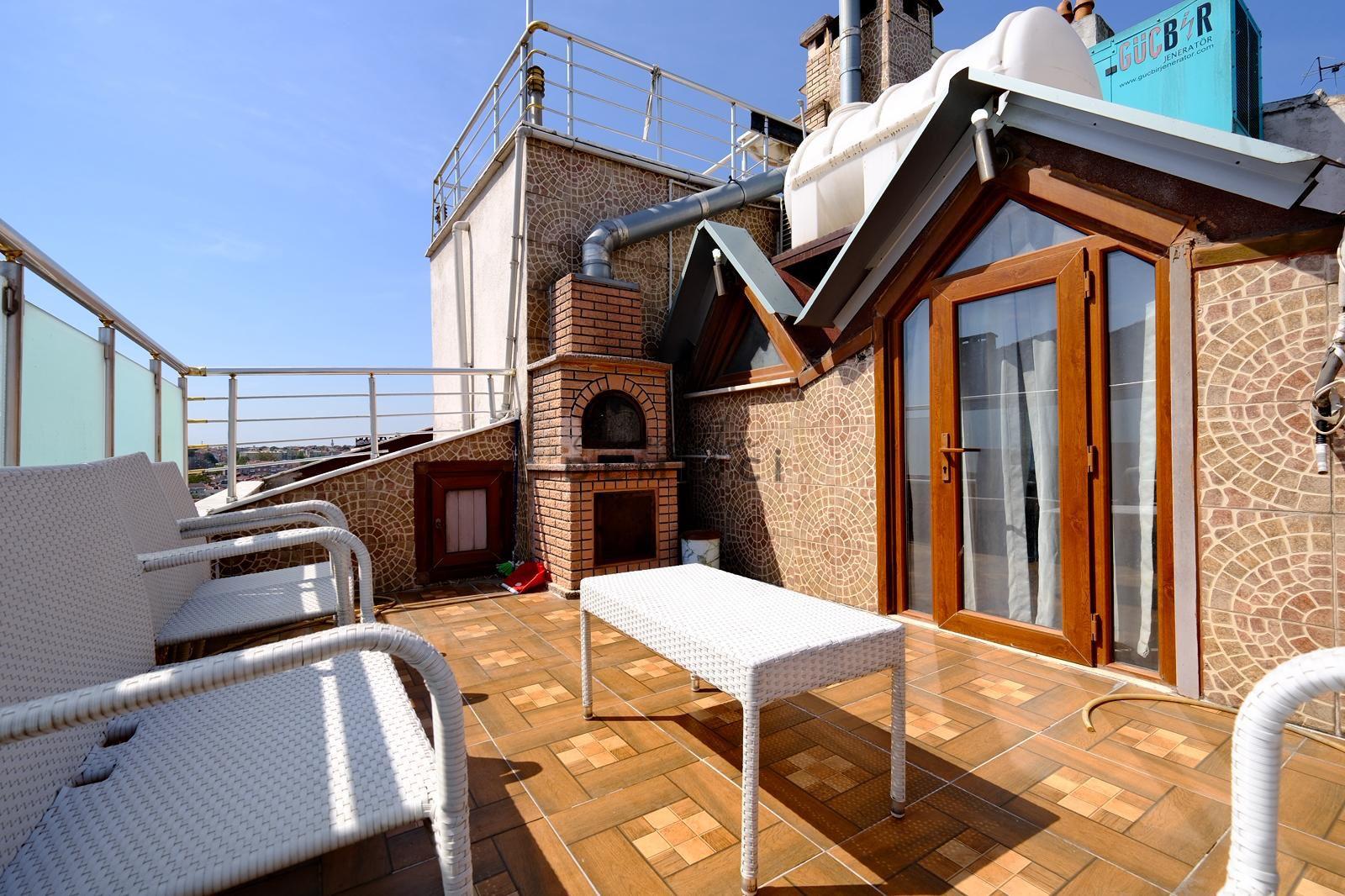 HİSTORİA AVM ARKASINDA SATILIK YENİ BİNA